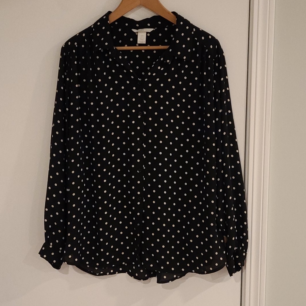 H&M Black and white polka dot blouse
